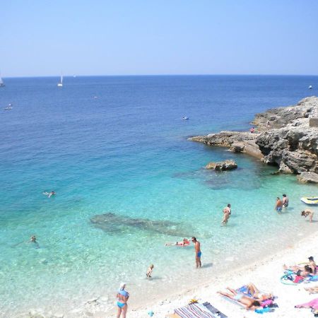 Apartman Adriatic Pula Eksteriør billede