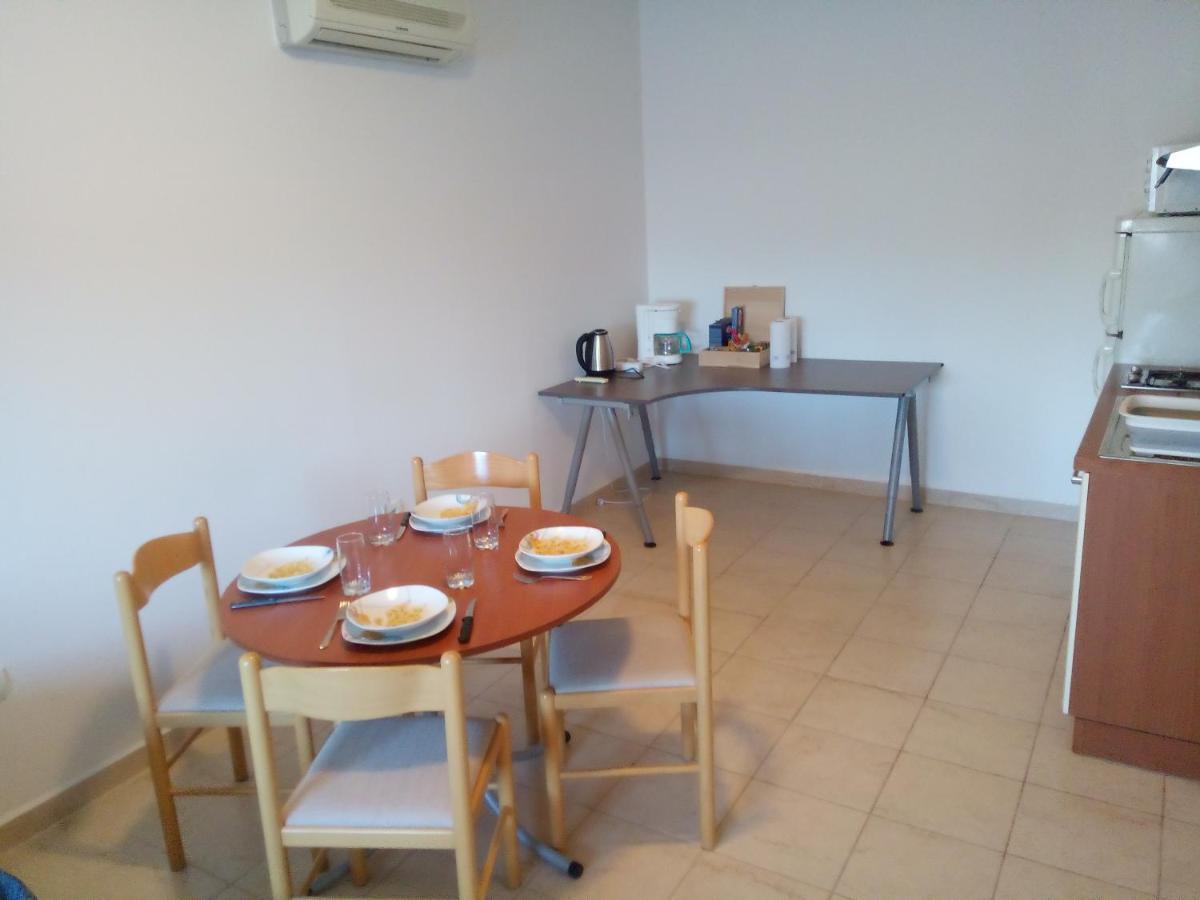 Apartman Adriatic Pula Eksteriør billede