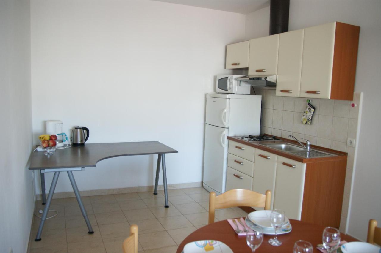 Apartman Adriatic Pula Eksteriør billede