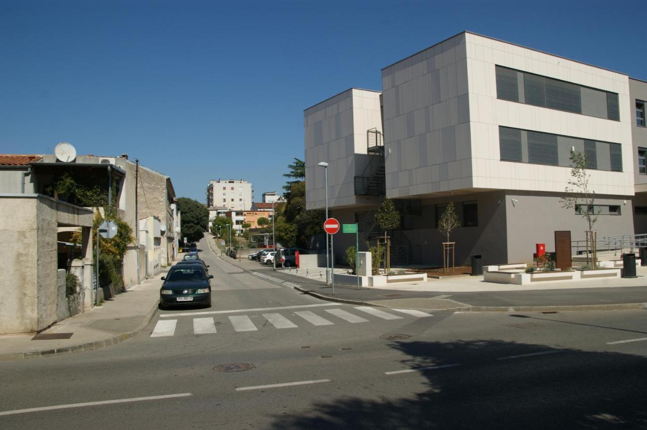 Apartman Adriatic Pula Eksteriør billede