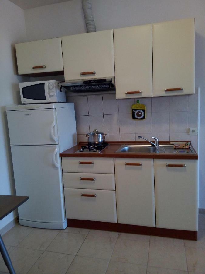 Apartman Adriatic Pula Eksteriør billede